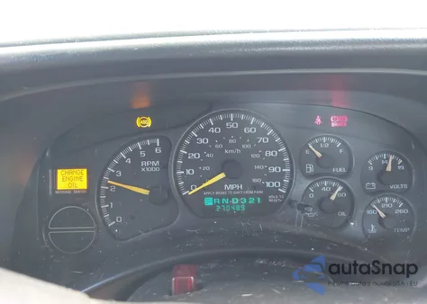 2000 Chevrolet Silverado 1500 z USA, uszkodzony, nr VIN 1GCEC19V6YZ145049